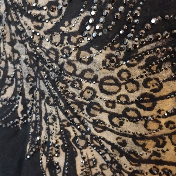 Wet Seal Women' s size M Top Leopard print Feather Motif Sequins Animal Print - Picture 4 of 7